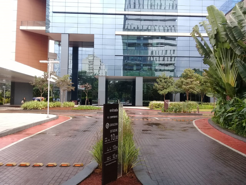 FL Corporate